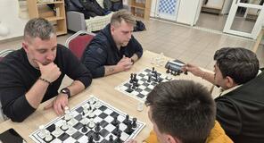 I. Sakk-est Szikszón