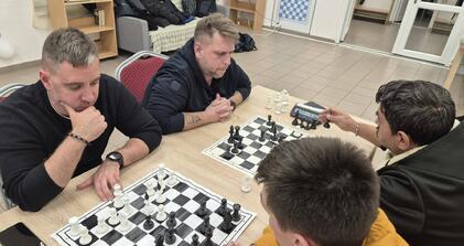 I. Sakk-est Szikszón