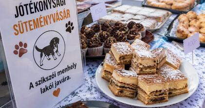 Jótékonysági süteményvásár Szikszón